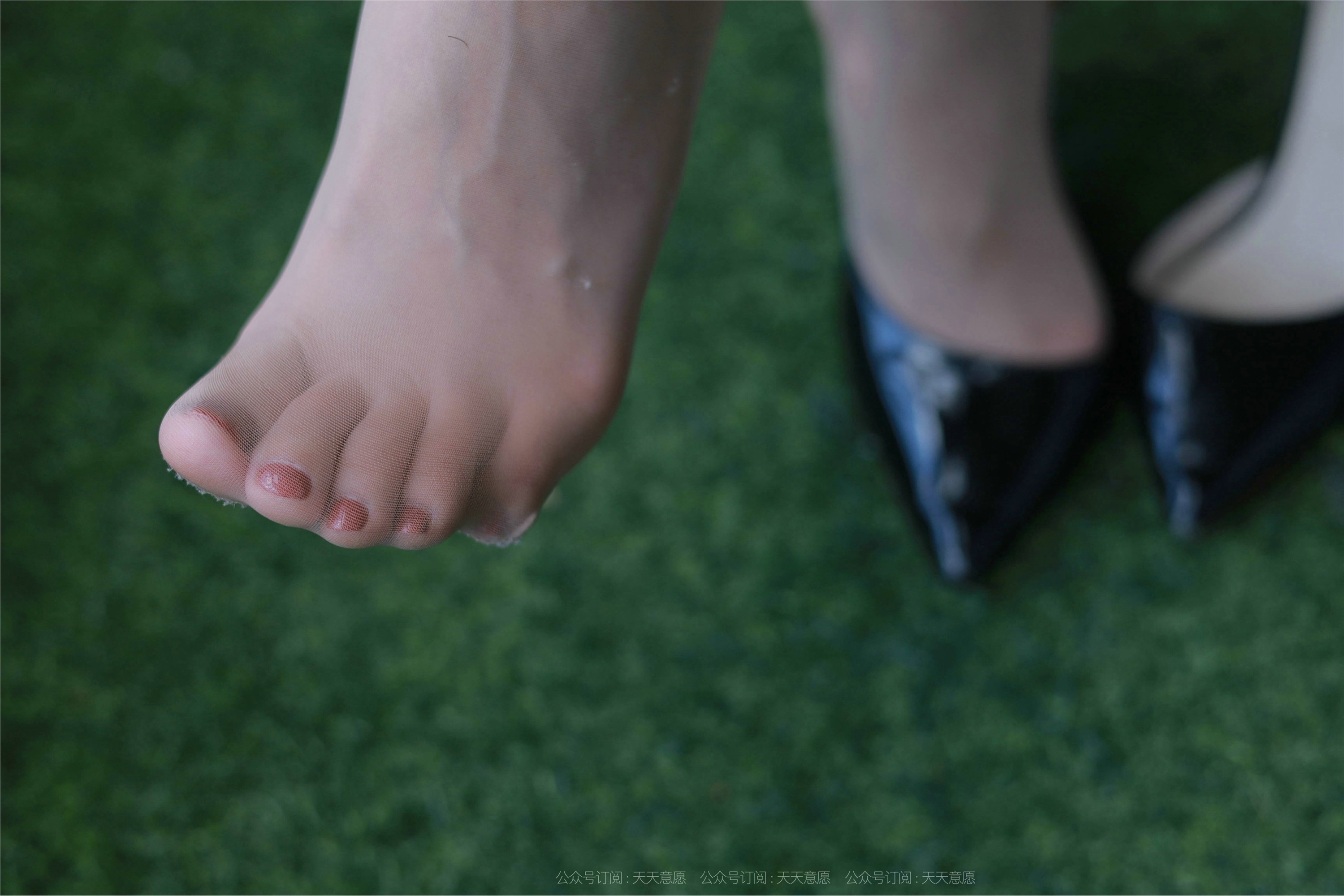 IESS异思趣向  2021.08.23 丝享家898：小七《一字肩短裙》